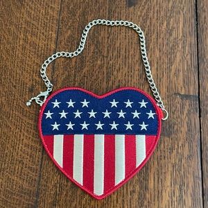 Harvey’s USA flag heart coin purse
